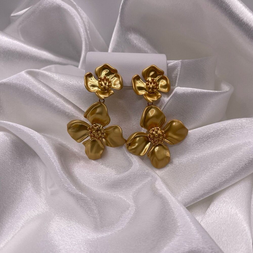 House of Harlow 1960 Matte Gold Blossom Drop Earrings - Picture 2 of 10